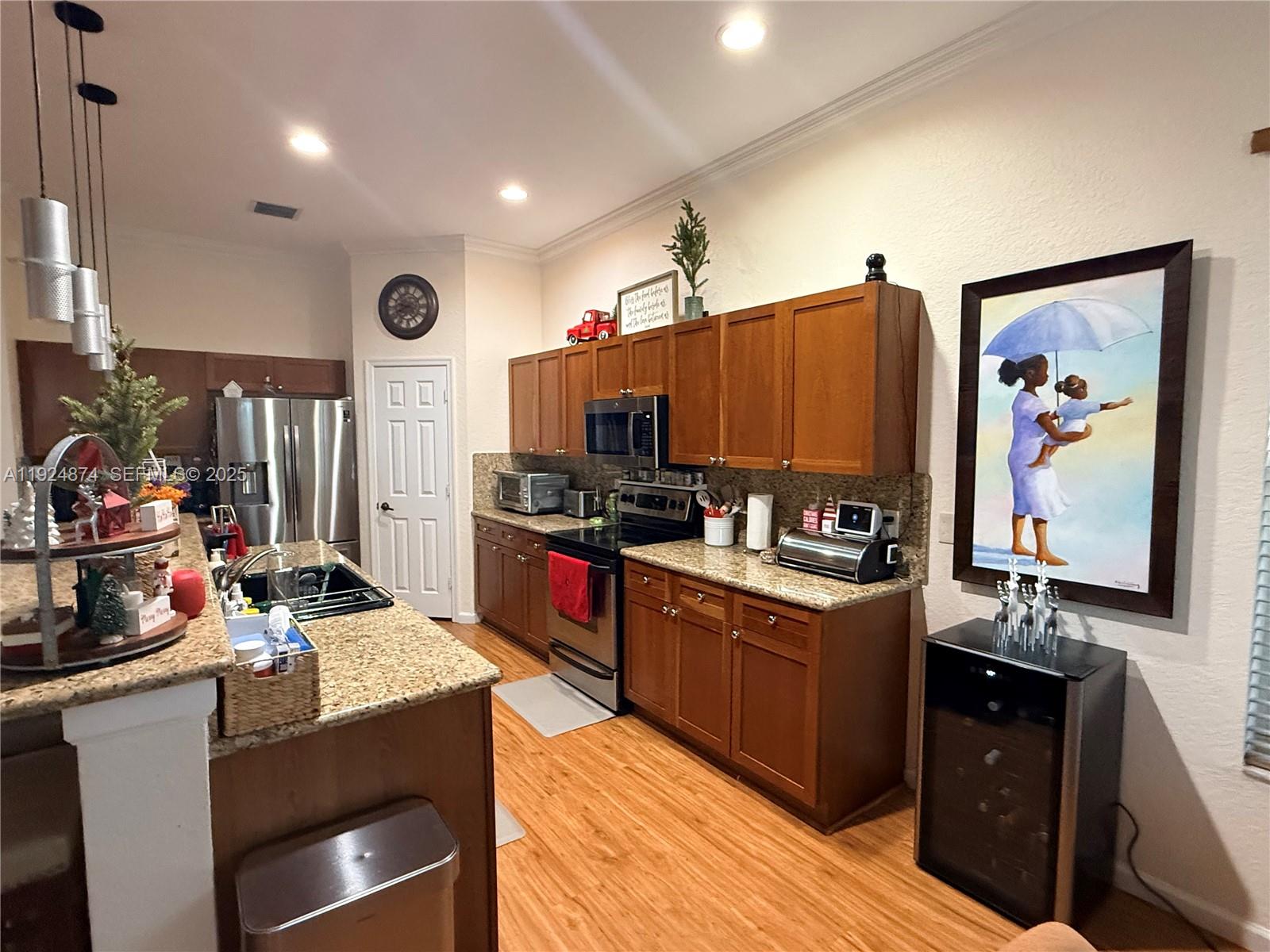 SECTOR 7-PARCEL Q - Residential Lease