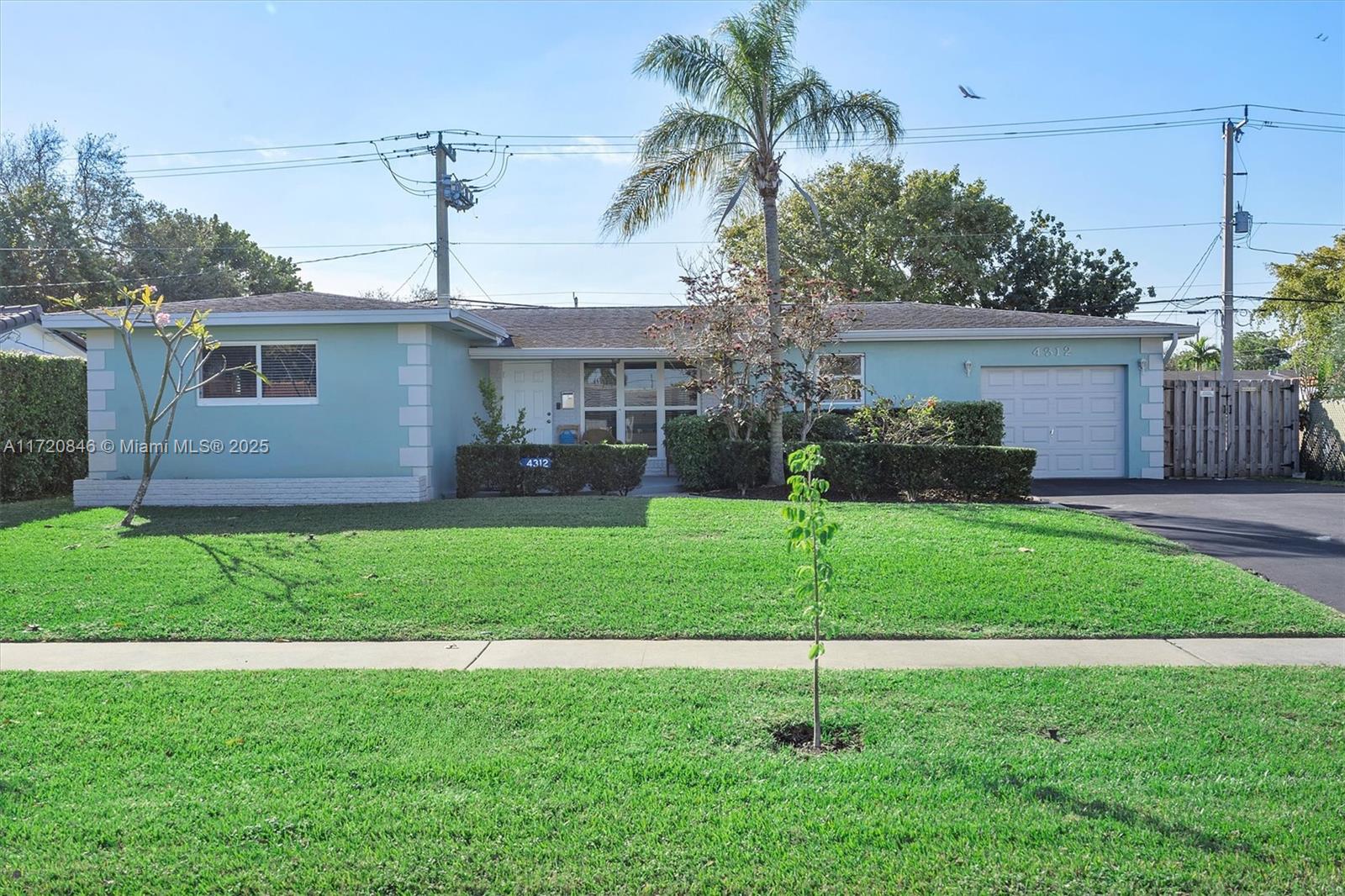 4312 Grant St, Hollywood, Broward County, Florida - 3 Bedrooms  
2 Bathrooms - 