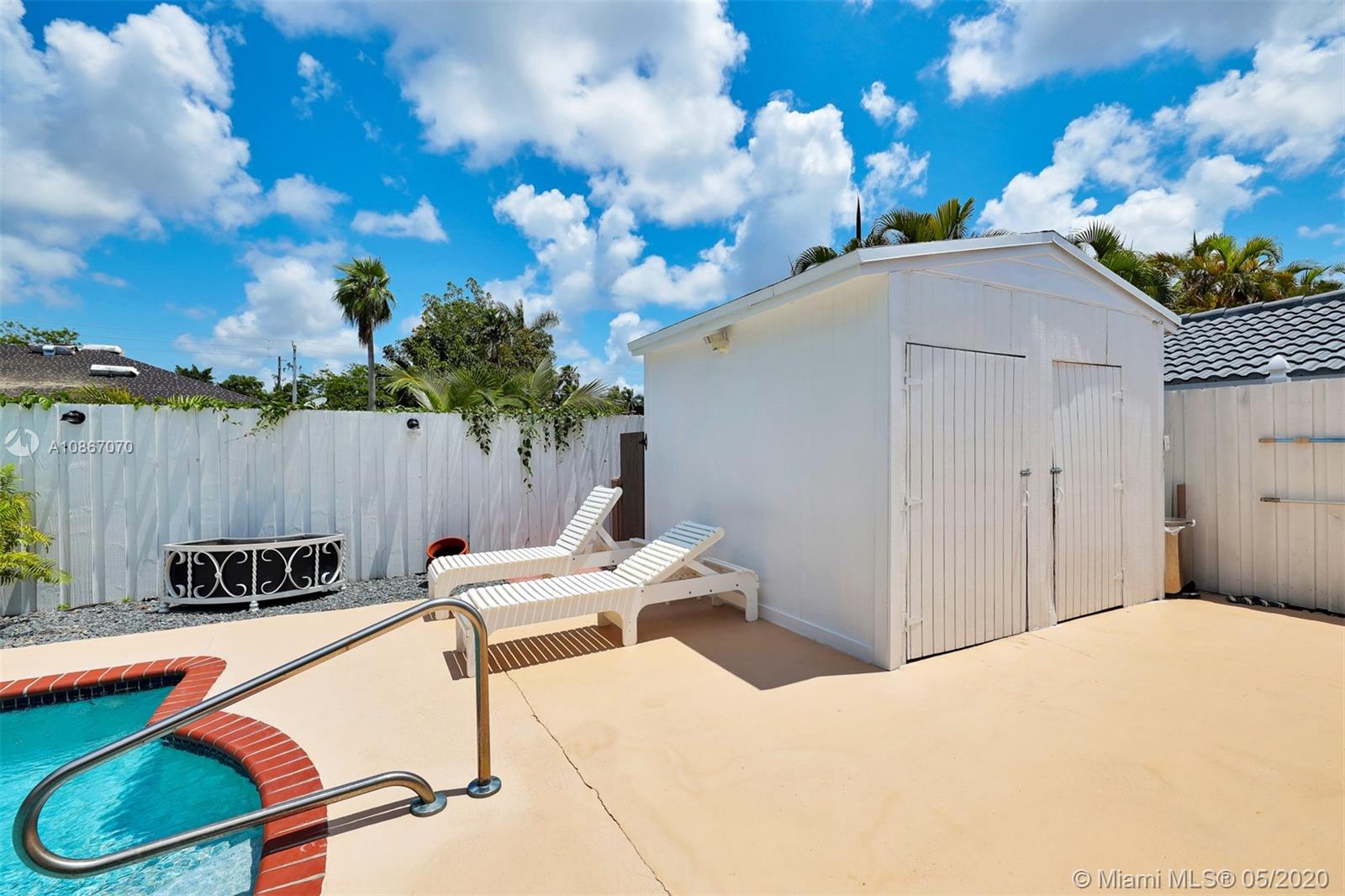 KESSLER GROVE SEC 1 - Residential