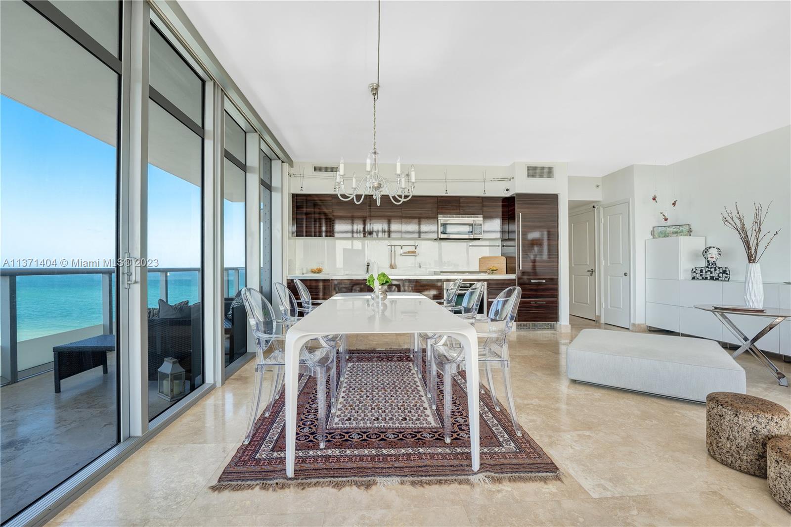 THE CARIBBEAN CONDO - Residential