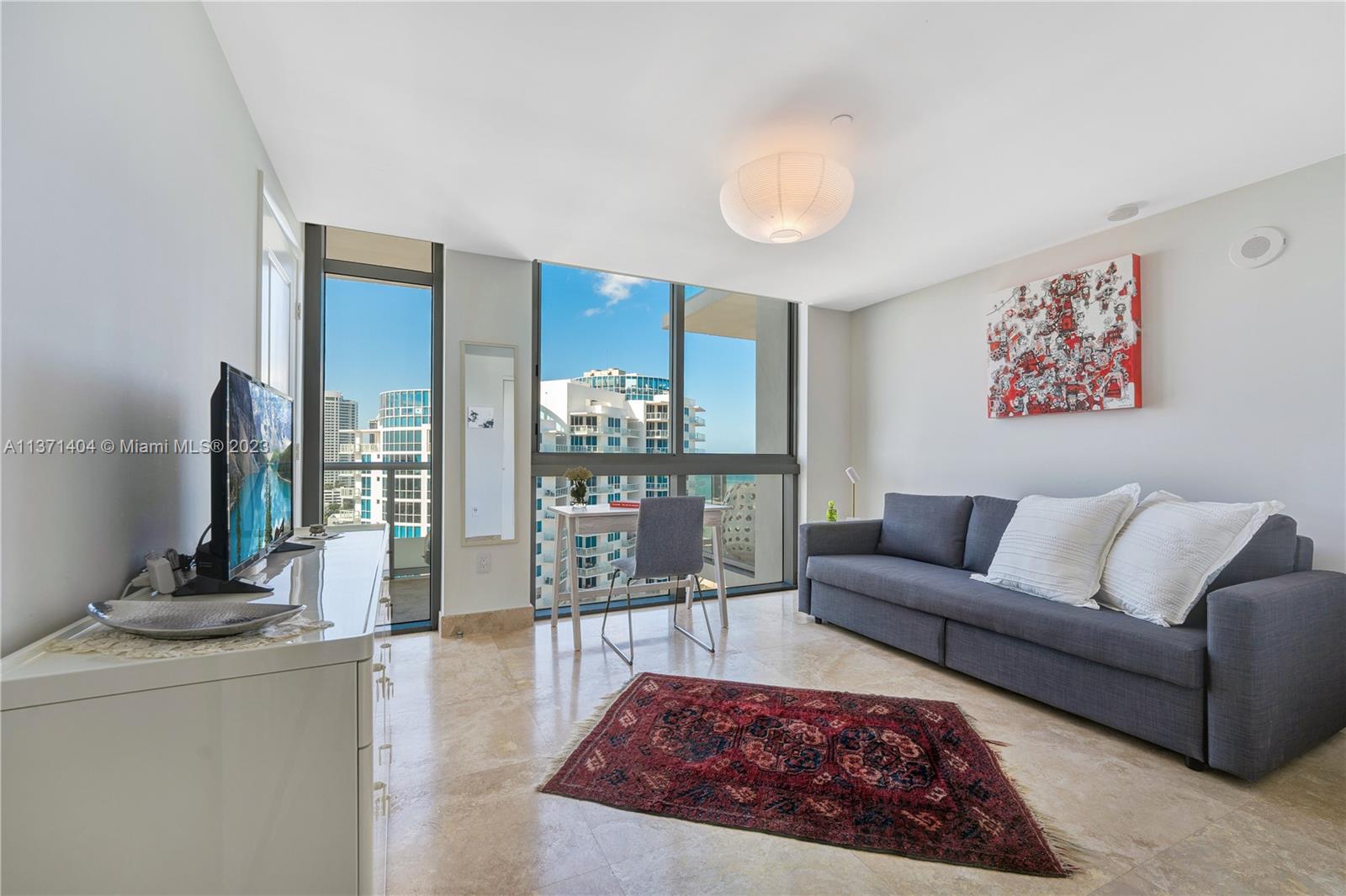 THE CARIBBEAN CONDO - Residential