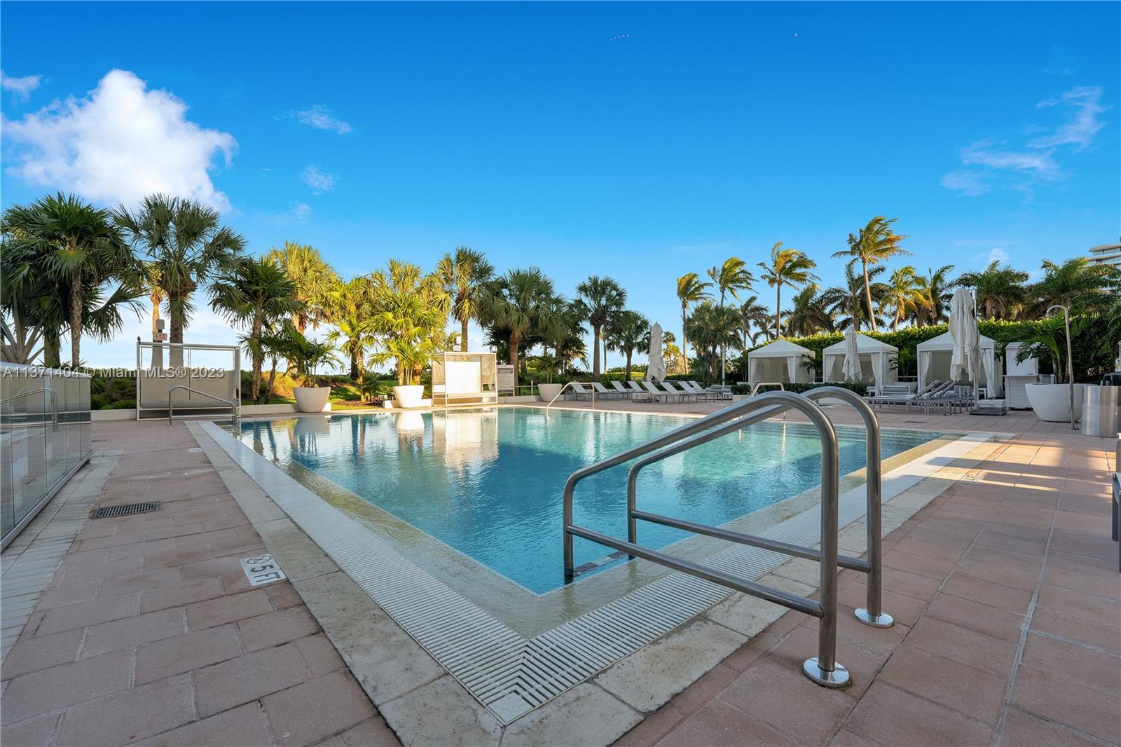 THE CARIBBEAN CONDO - Residential