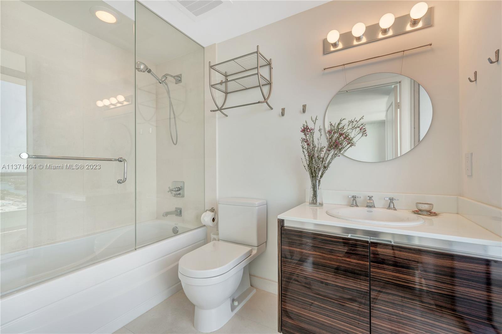 THE CARIBBEAN CONDO - Residential