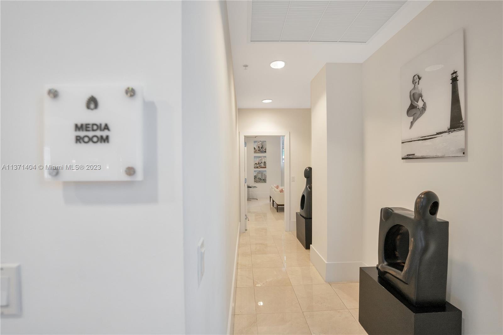 THE CARIBBEAN CONDO - Residential