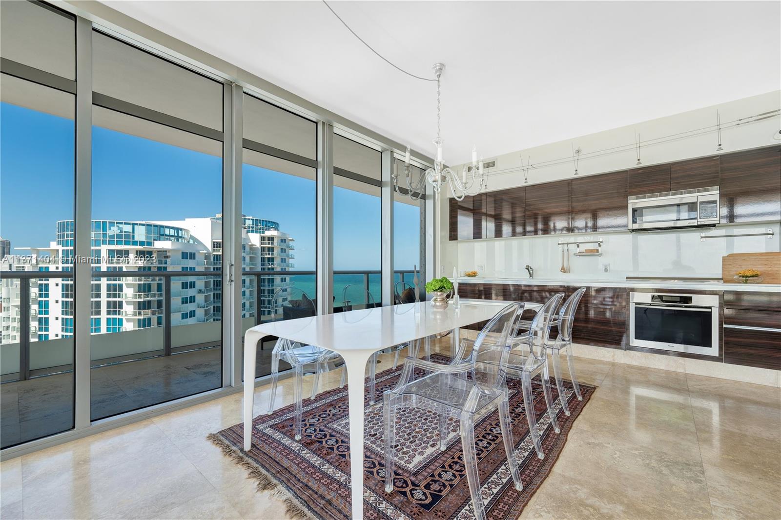 THE CARIBBEAN CONDO - Residential