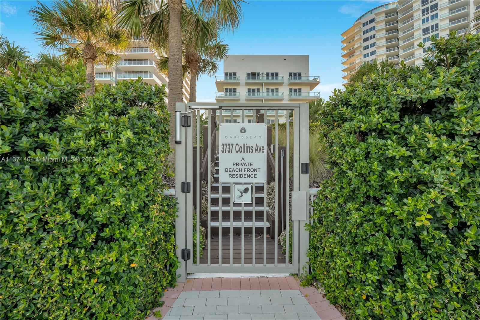 THE CARIBBEAN CONDO - Residential