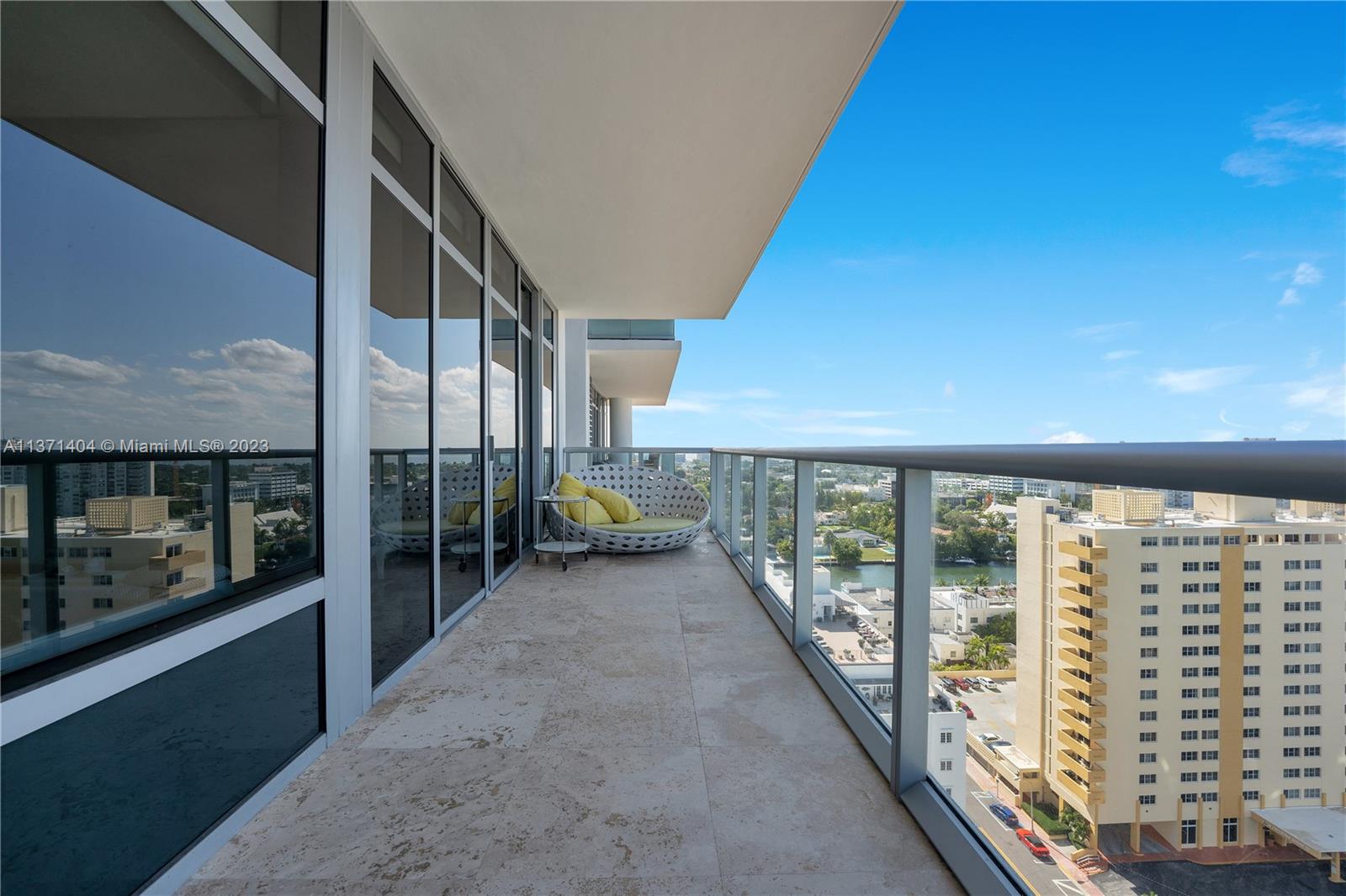 THE CARIBBEAN CONDO - Residential