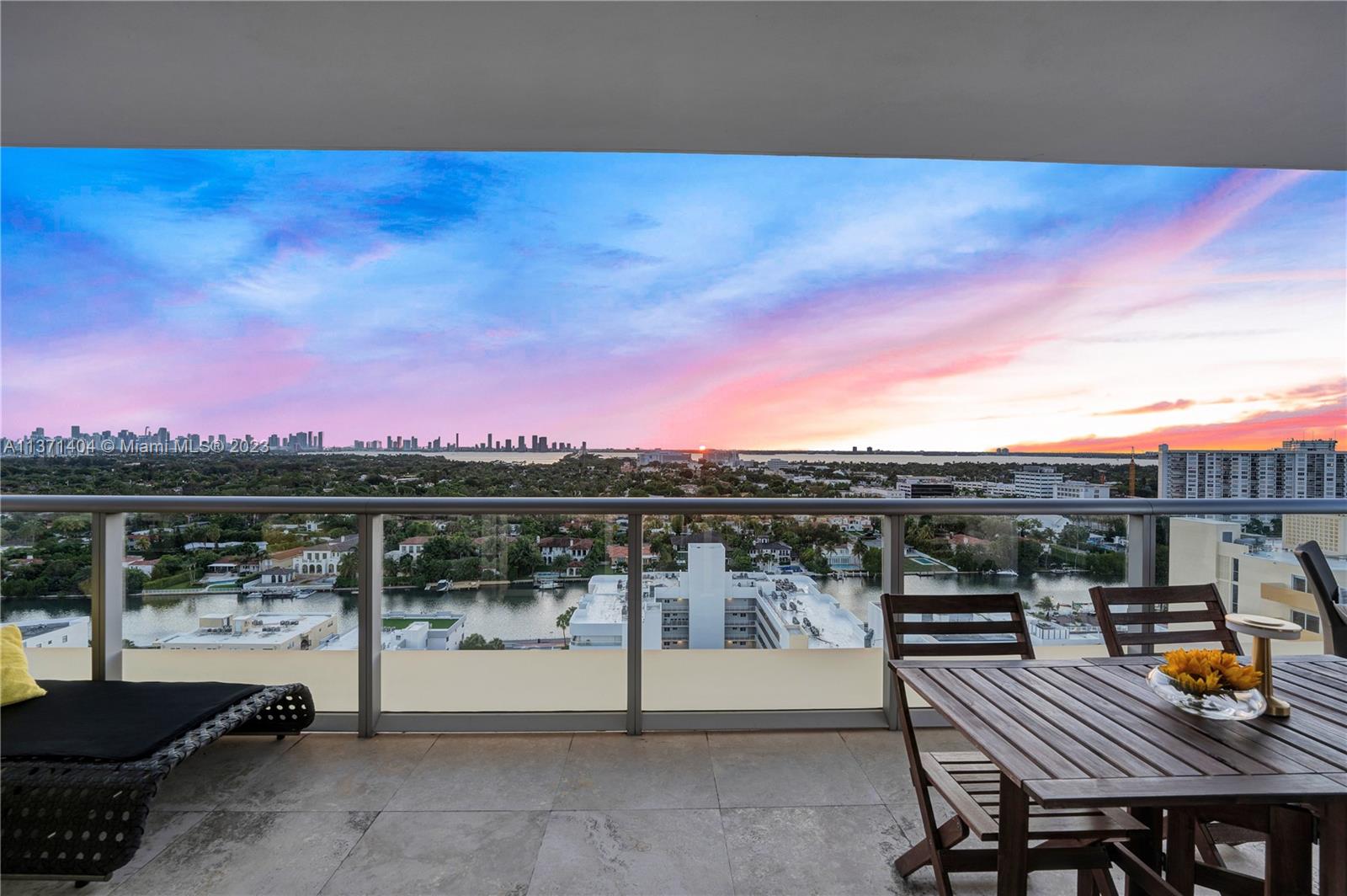 THE CARIBBEAN CONDO - Residential