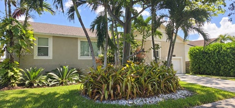 9760 SW 211th St Cutler Bay FL 33189