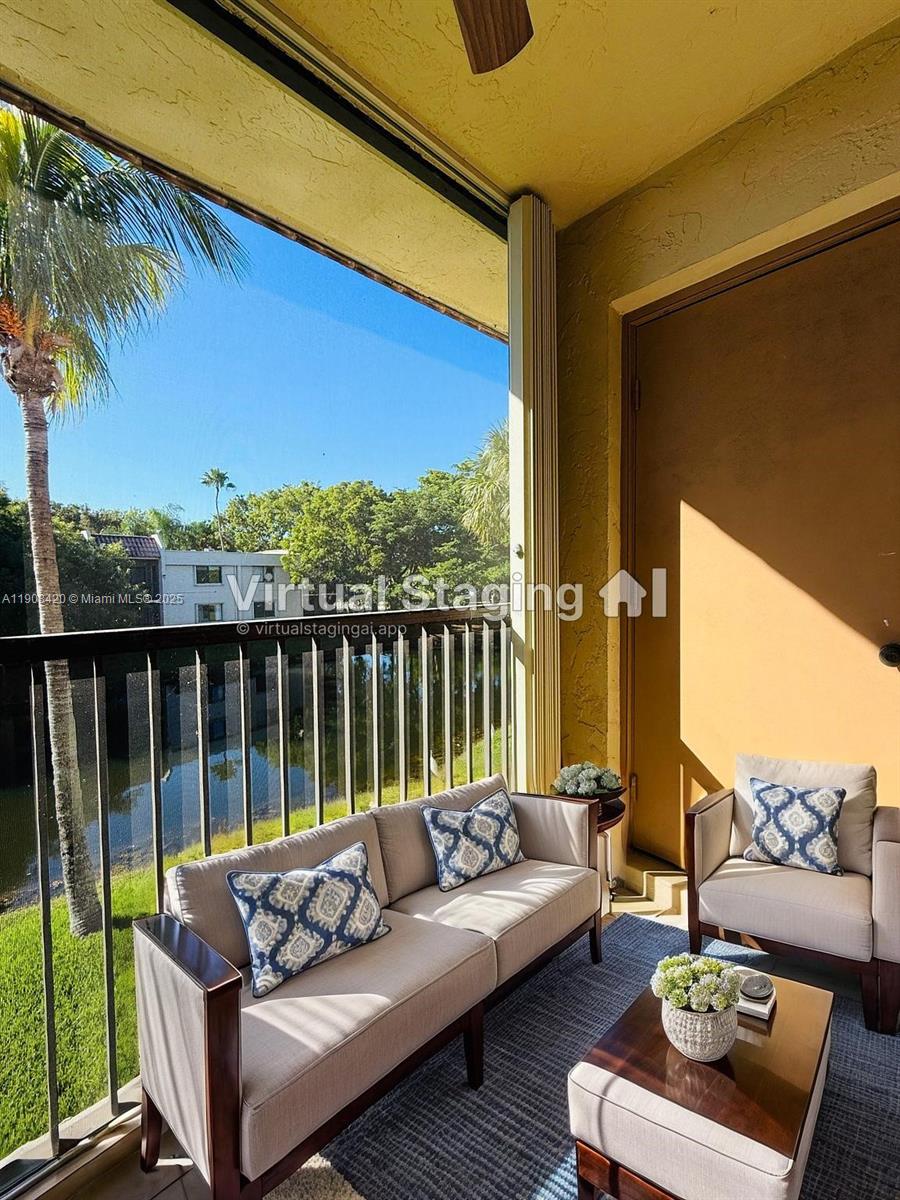 RACQUET CLUB - Residential