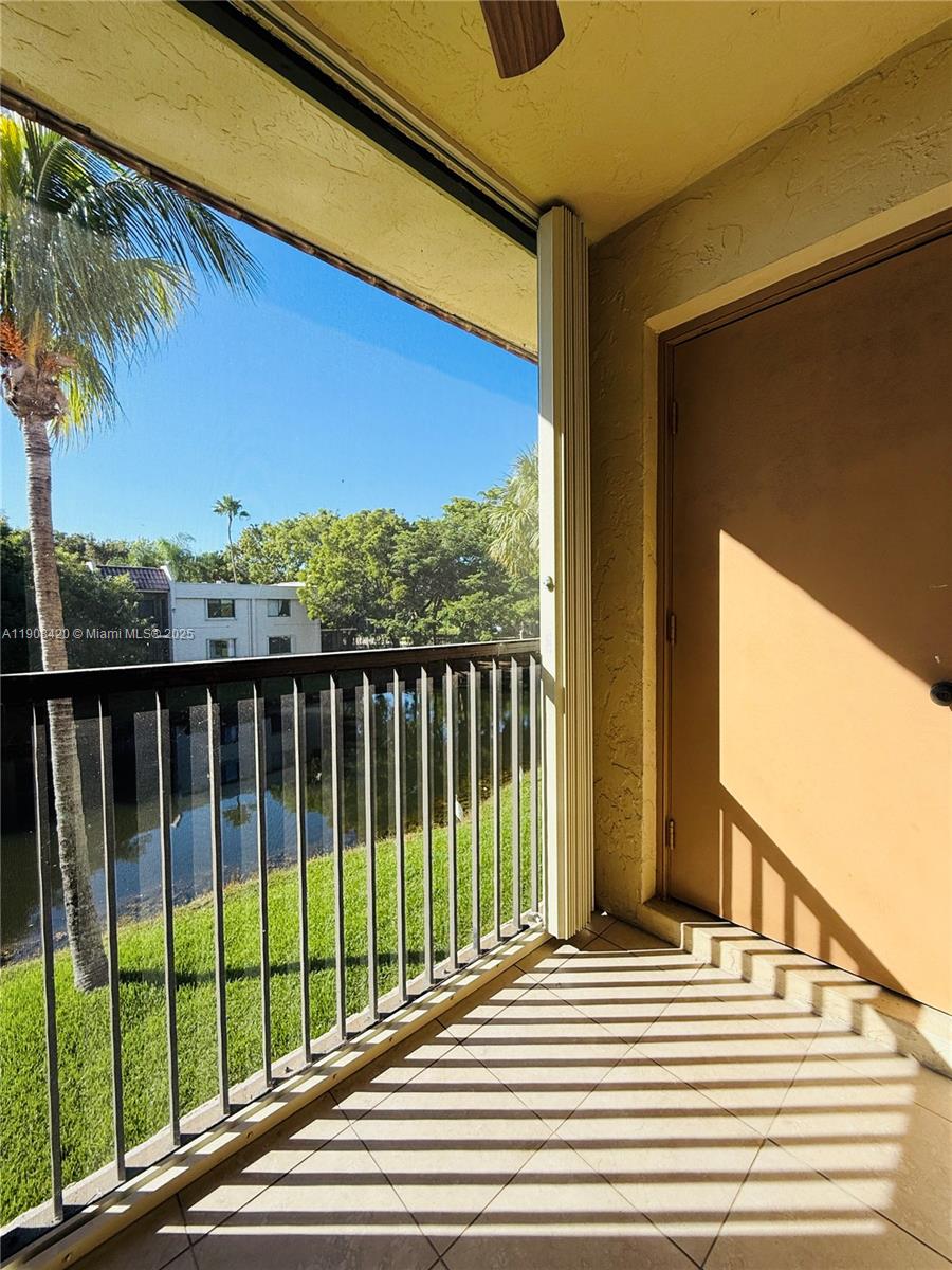 RACQUET CLUB - Residential