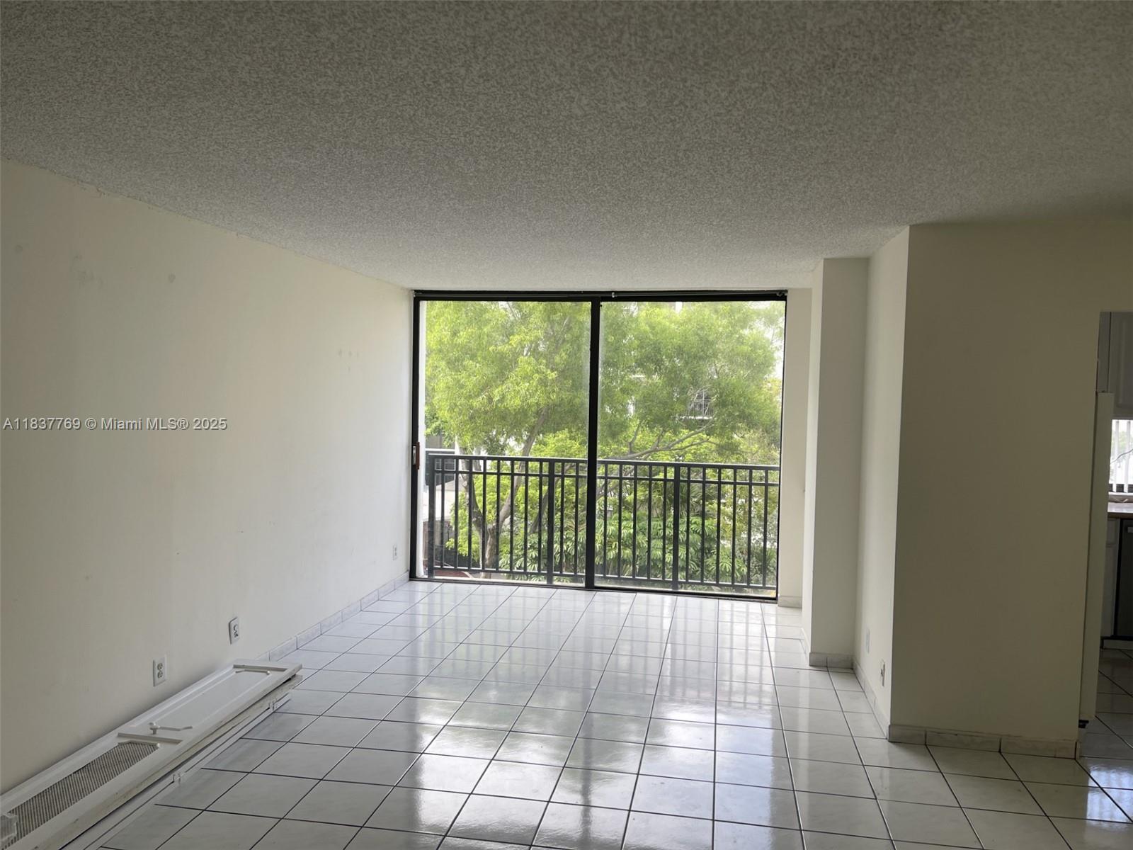 17011 N Bay Rd 406