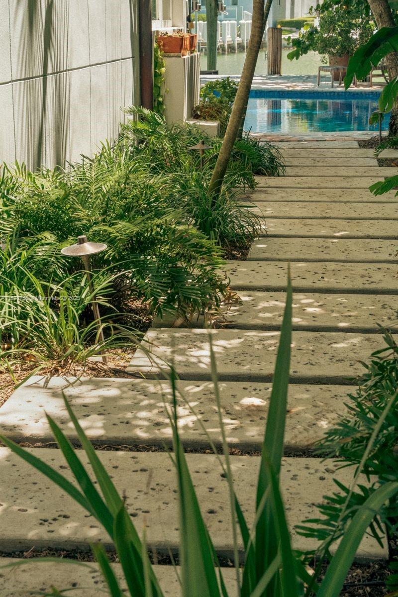 BEACH VIEW ADDN - Residential