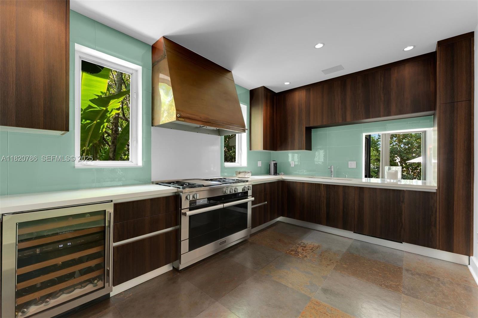 BEACH VIEW ADDN - Residential