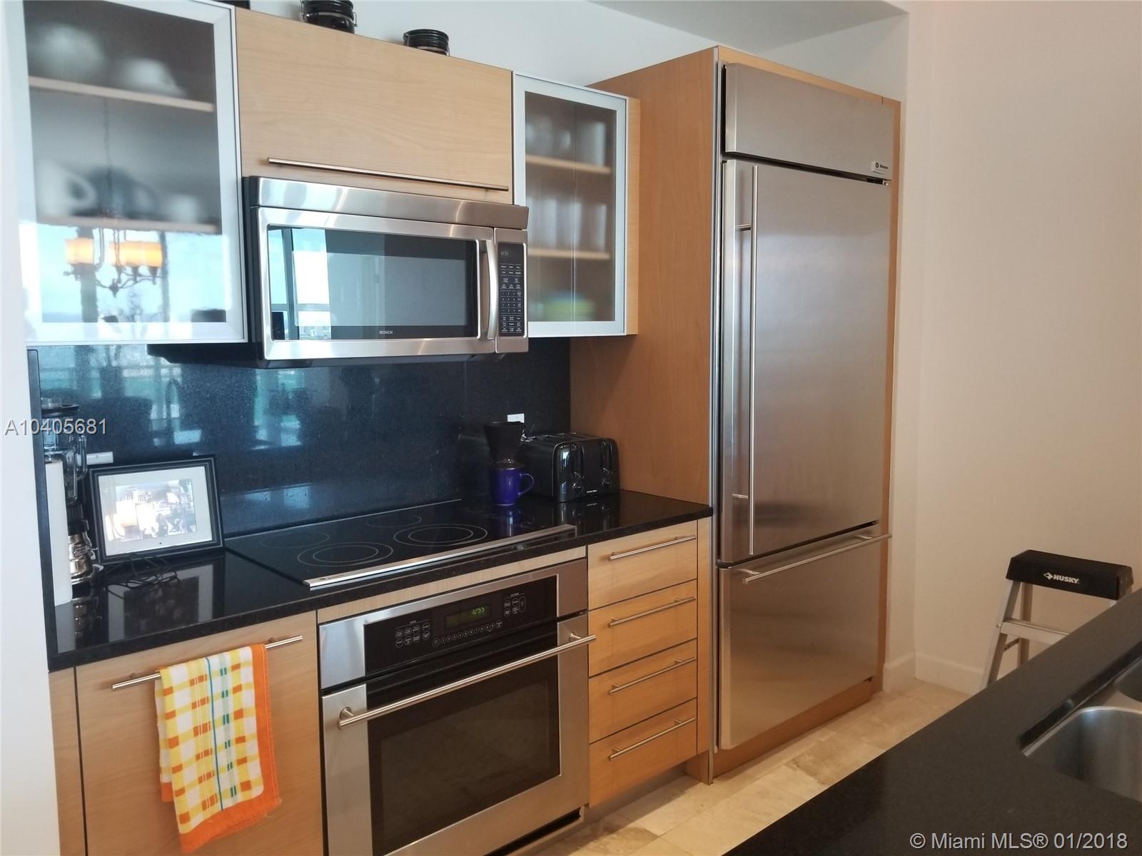 THE PLAZA 851 BRICKELL CO - Residential Lease