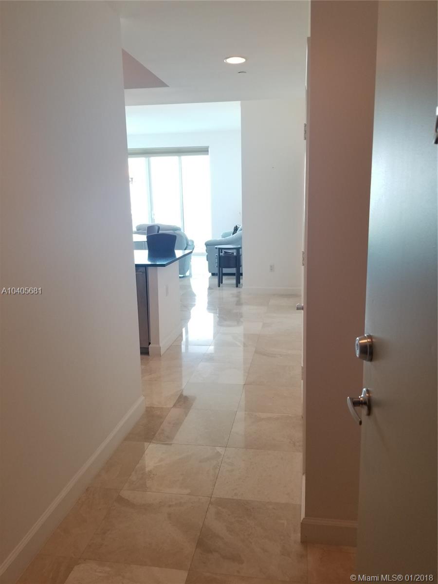 THE PLAZA 851 BRICKELL CO - Residential Lease