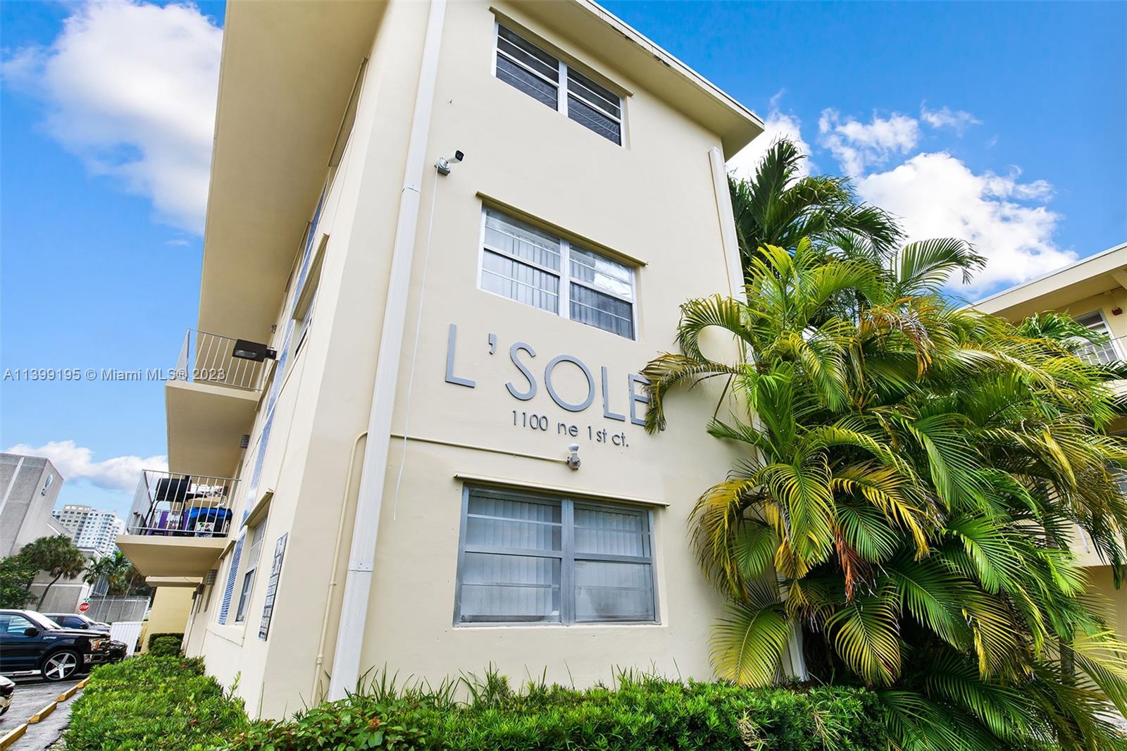 LSOLEI AT HALLANDALE BEAC - Residential
