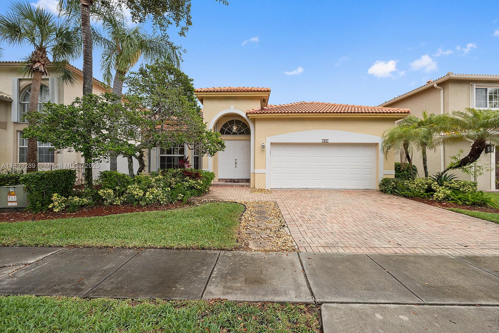 PEMBROKE ISLES 1 - Residential Lease