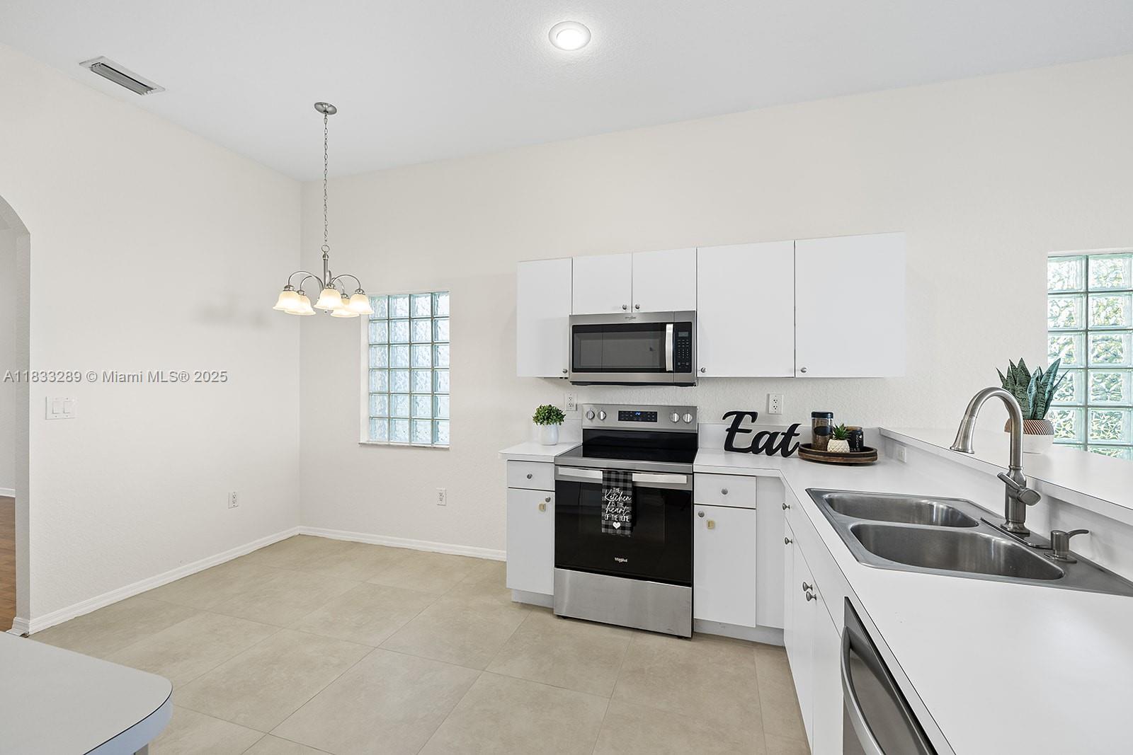 PEMBROKE ISLES 1 - Residential Lease