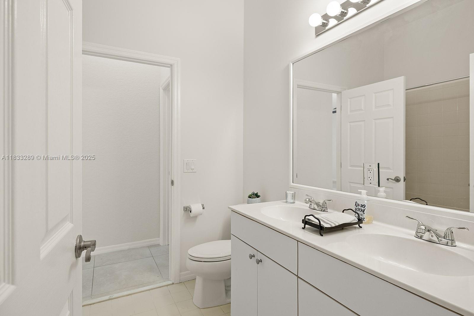 PEMBROKE ISLES 1 - Residential Lease