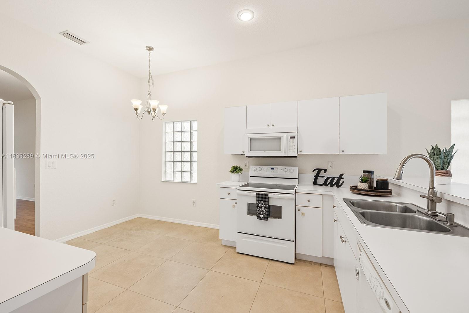 1941 NW 171st Ave 1941
