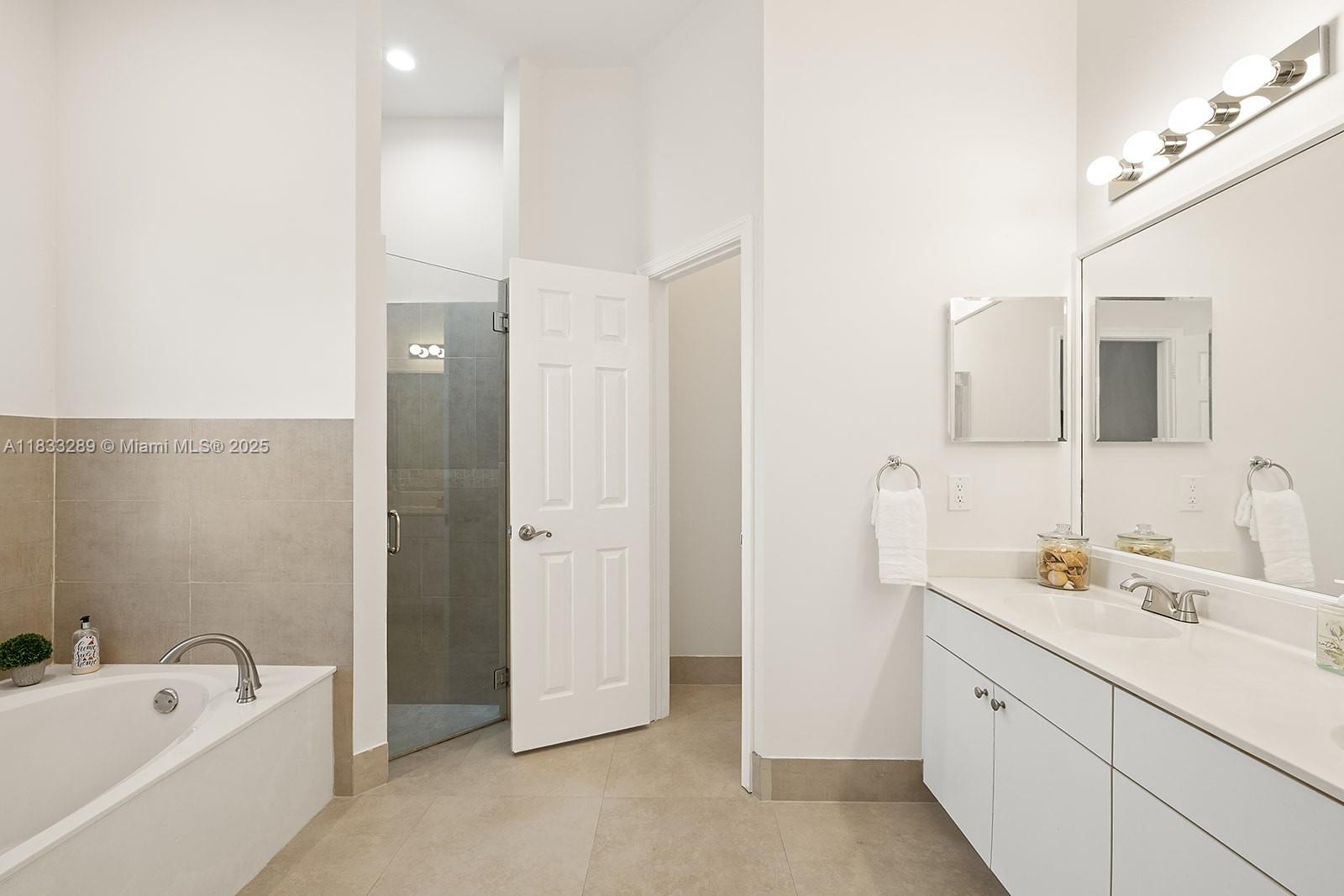 PEMBROKE ISLES 1 - Residential Lease