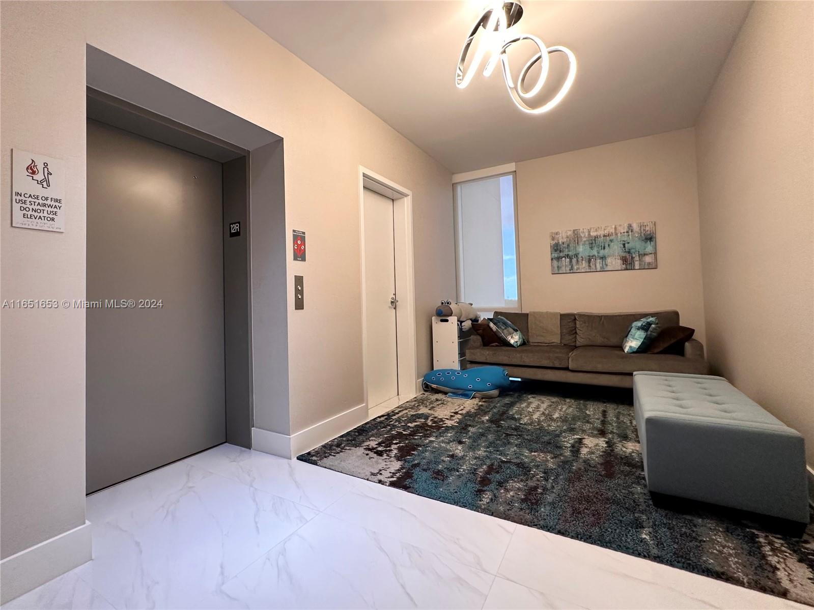 16385 Biscayne Blvd 1201
