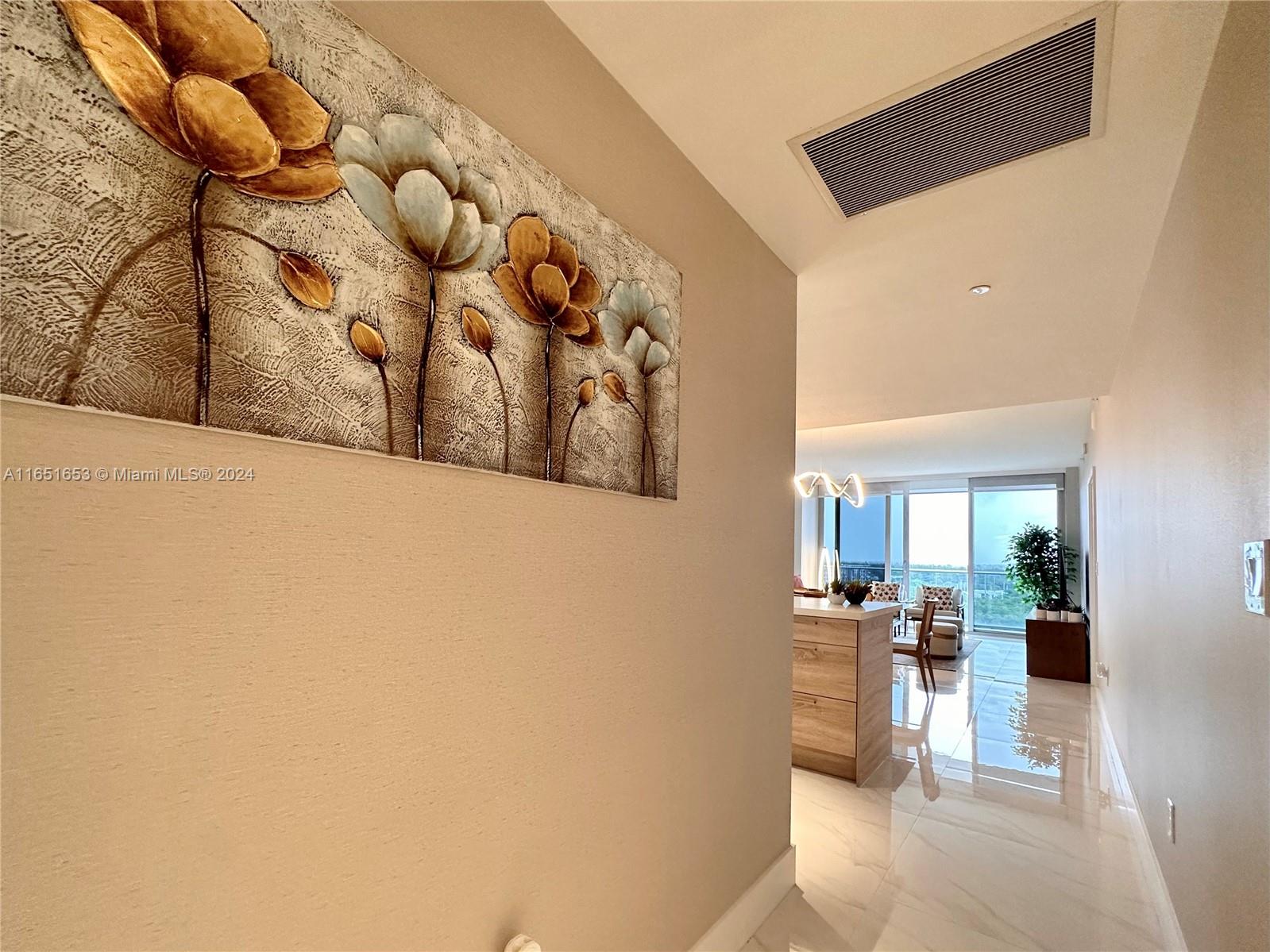 THE HARBOUR NORTH CONDO - Residential