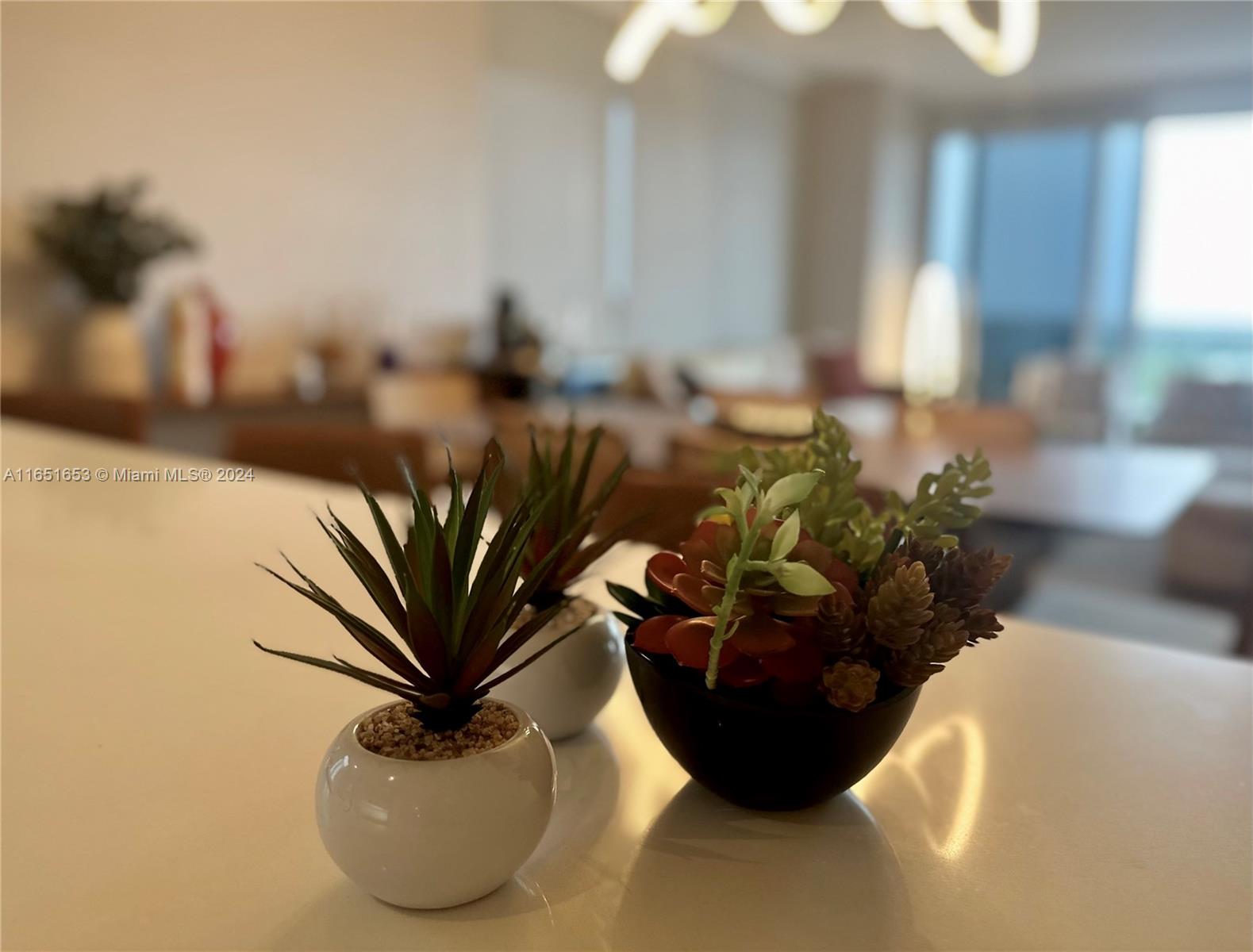 THE HARBOUR NORTH CONDO - Residential