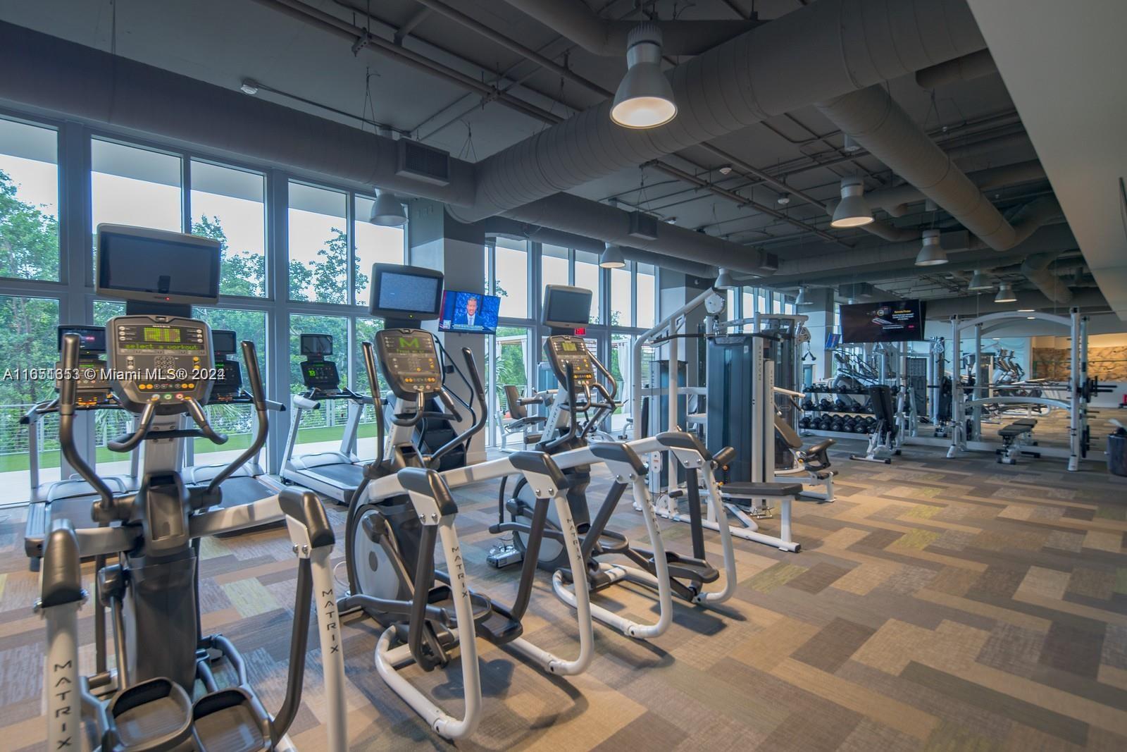 THE HARBOUR NORTH CONDO - Residential