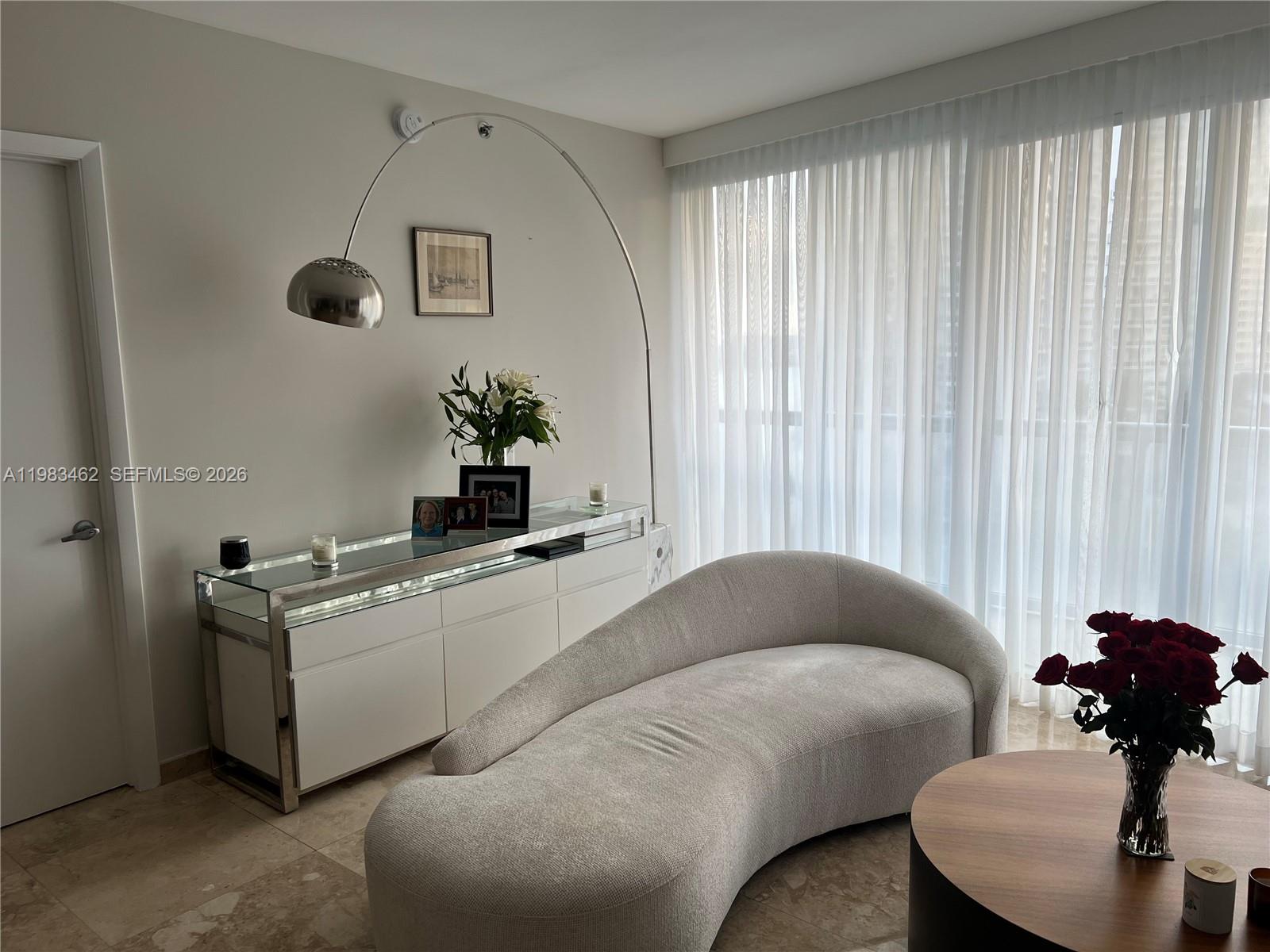 ICONBRICKELL CONDO NO 1 - Residential Lease