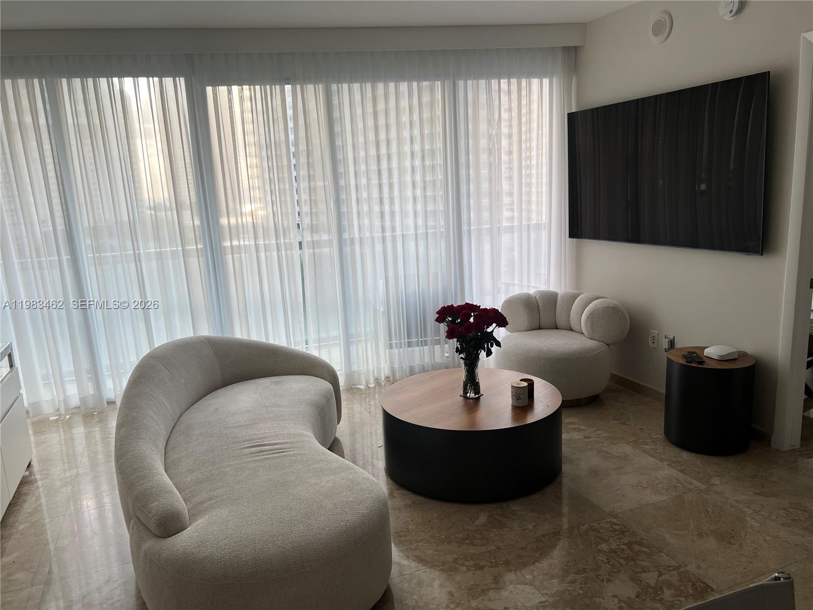 ICONBRICKELL CONDO NO 1 - Residential Lease
