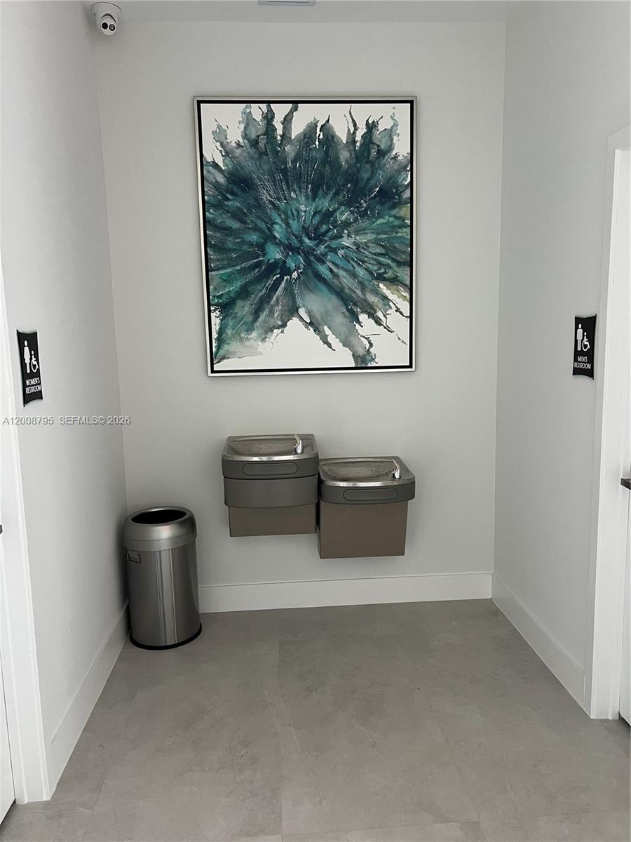 VISTA LAGO - Residential