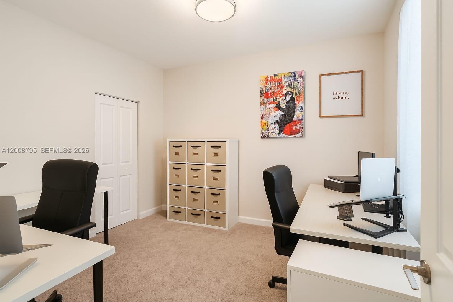 VISTA LAGO - Residential