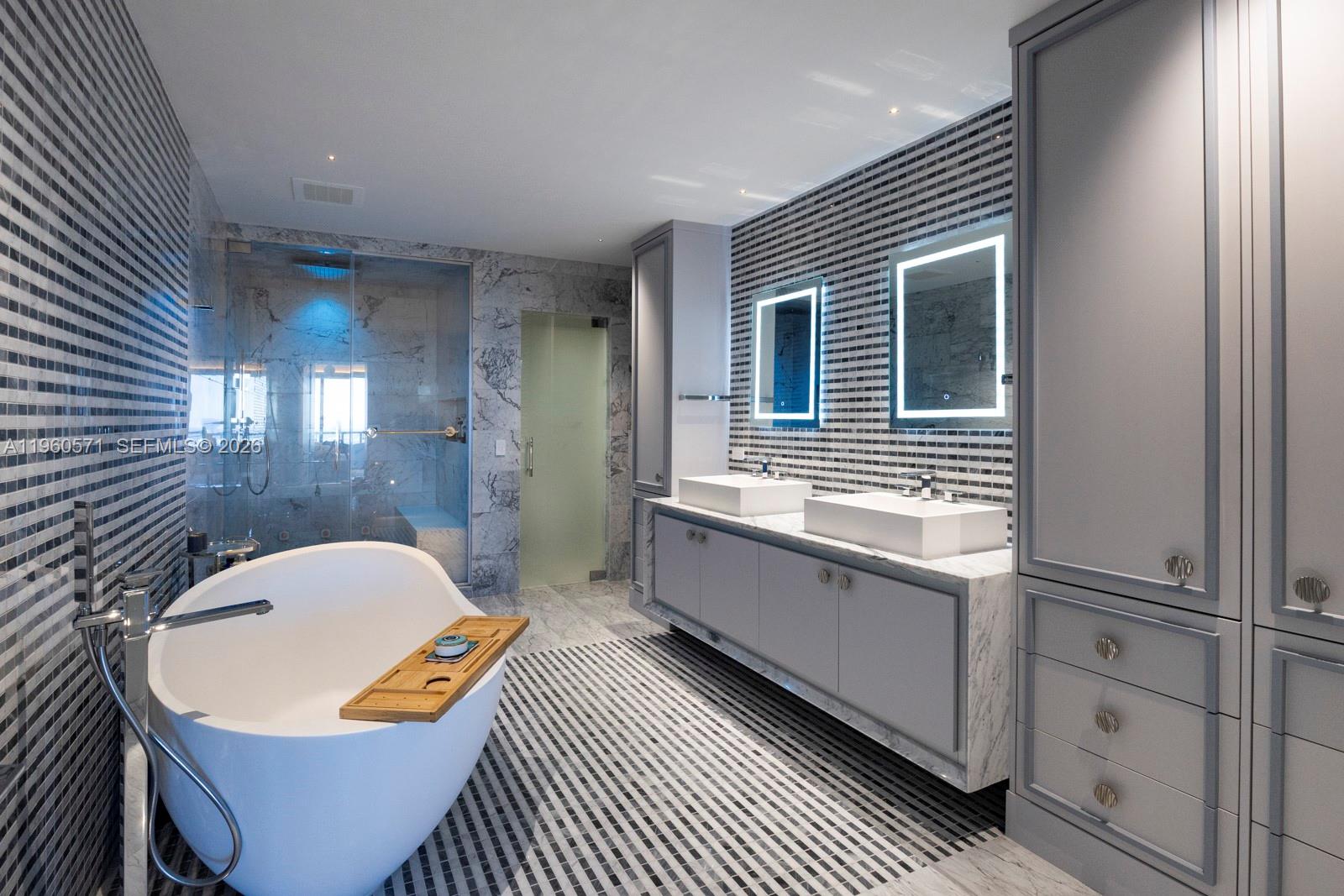 NANCY TERRACE - Residential