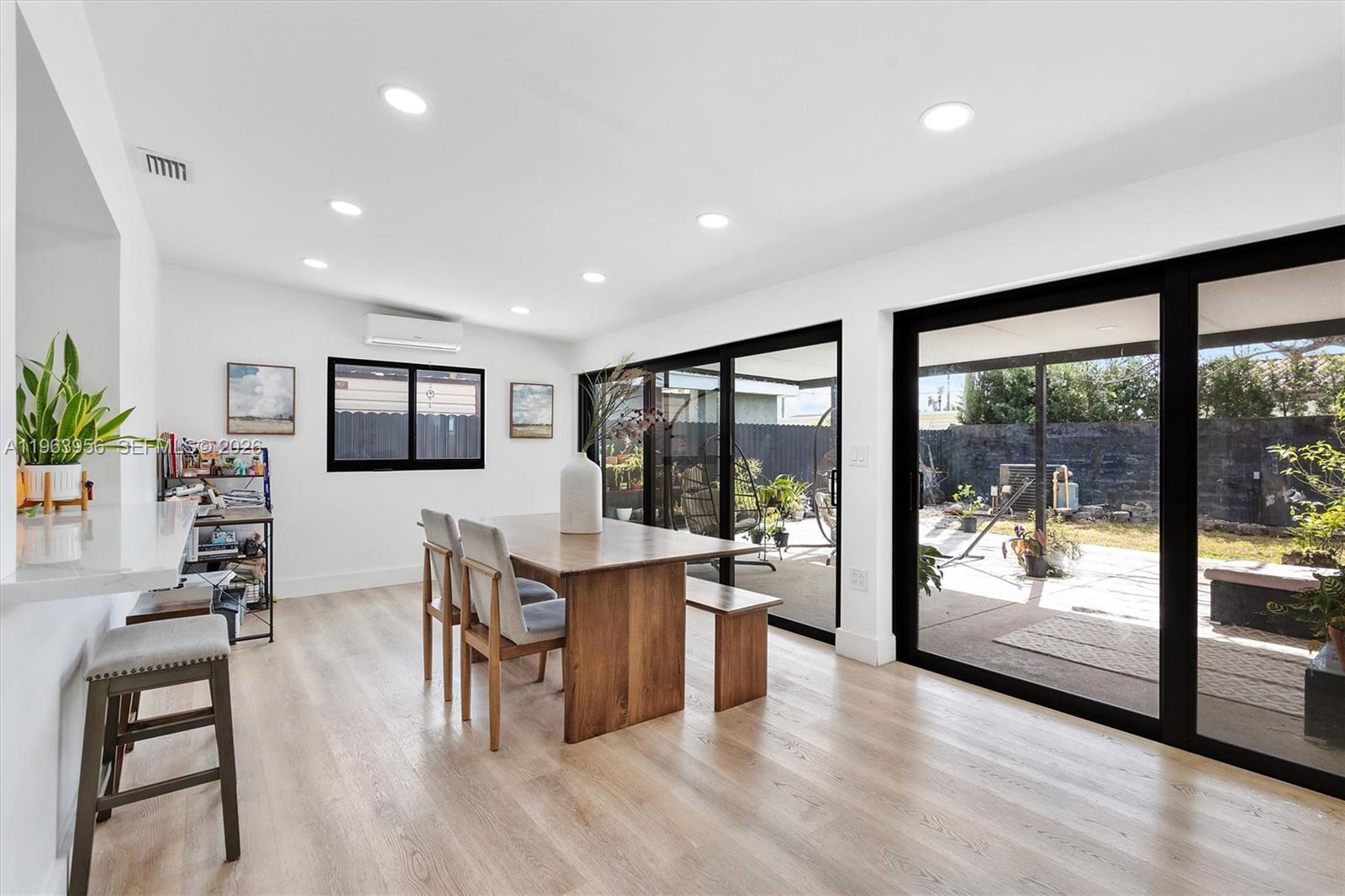 PALM SPRINGS NORTH SEC B - Residential