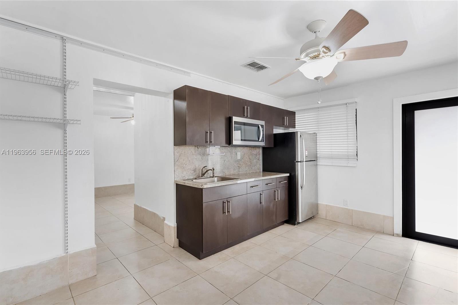 PALM SPRINGS NORTH SEC B - Residential