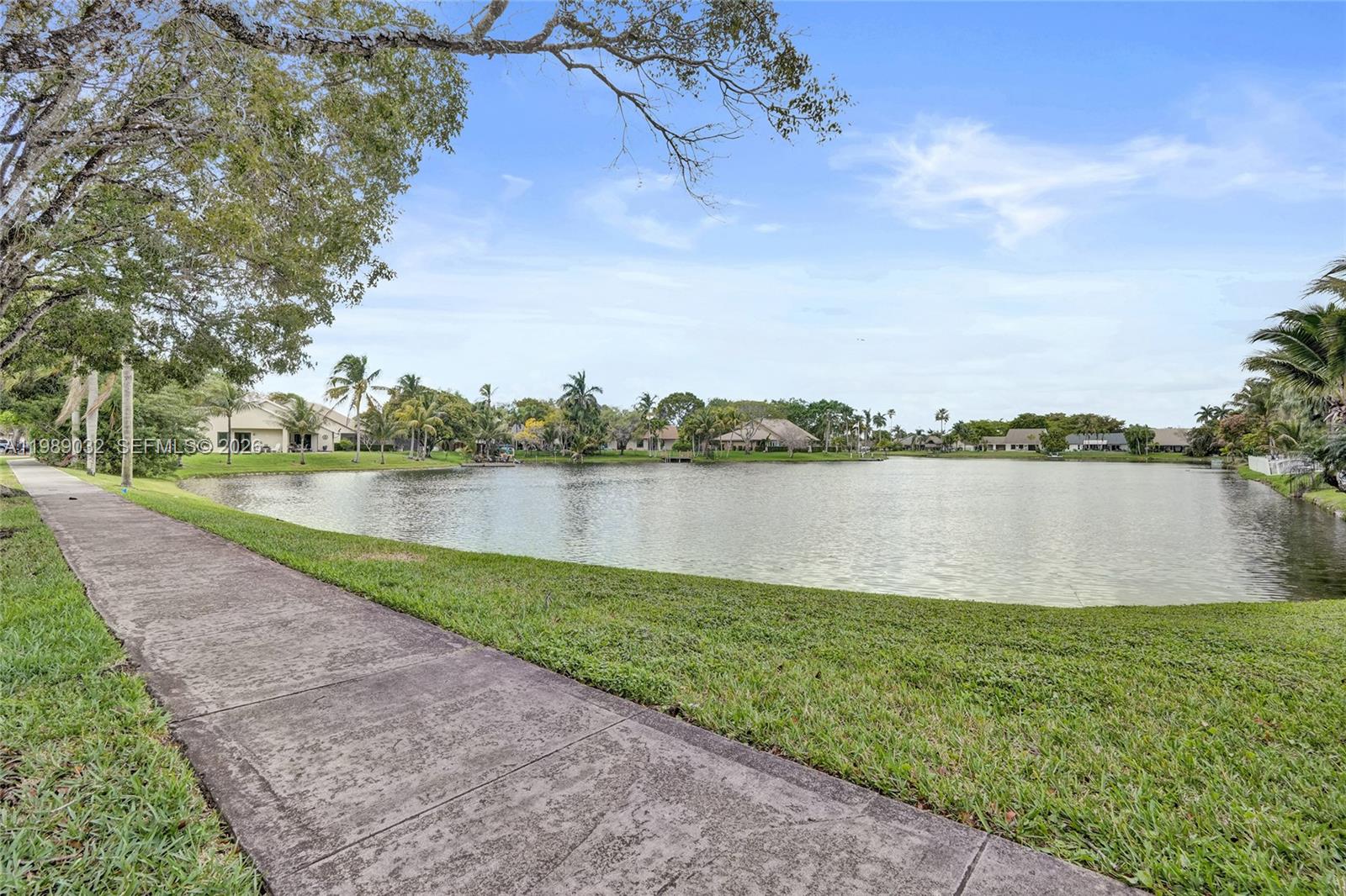 COUNTRY ADDRESS ENCORE - Residential