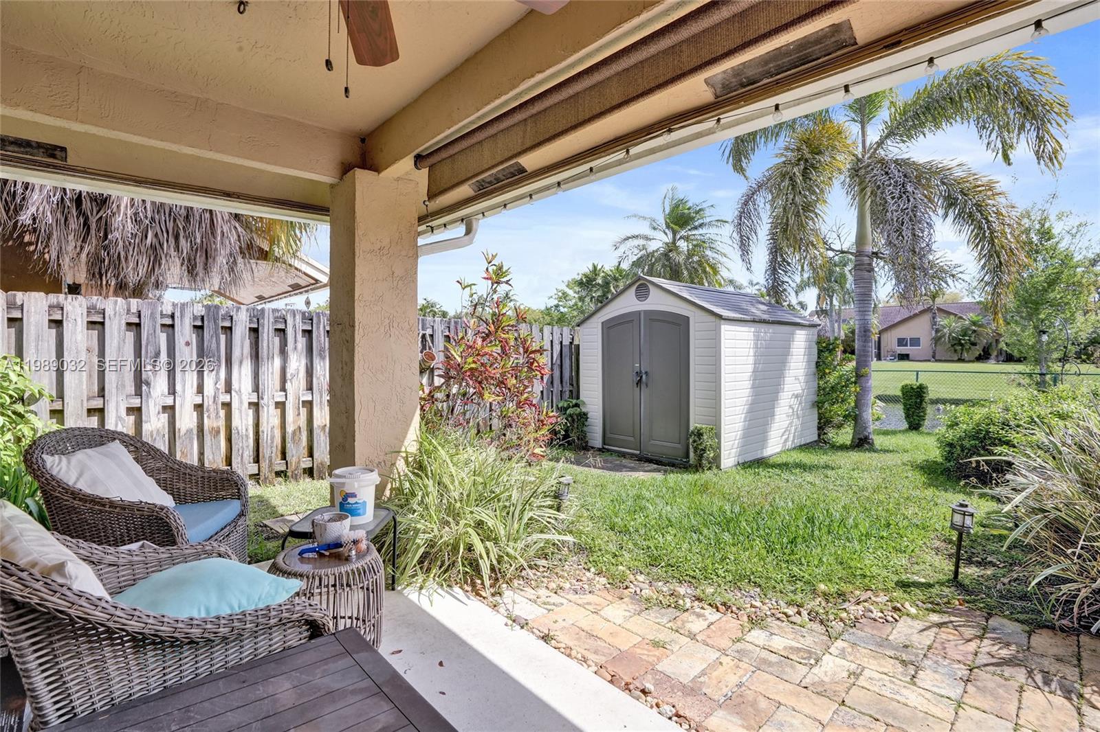 COUNTRY ADDRESS ENCORE - Residential