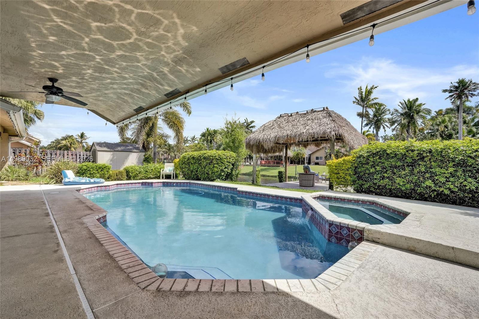 COUNTRY ADDRESS ENCORE - Residential