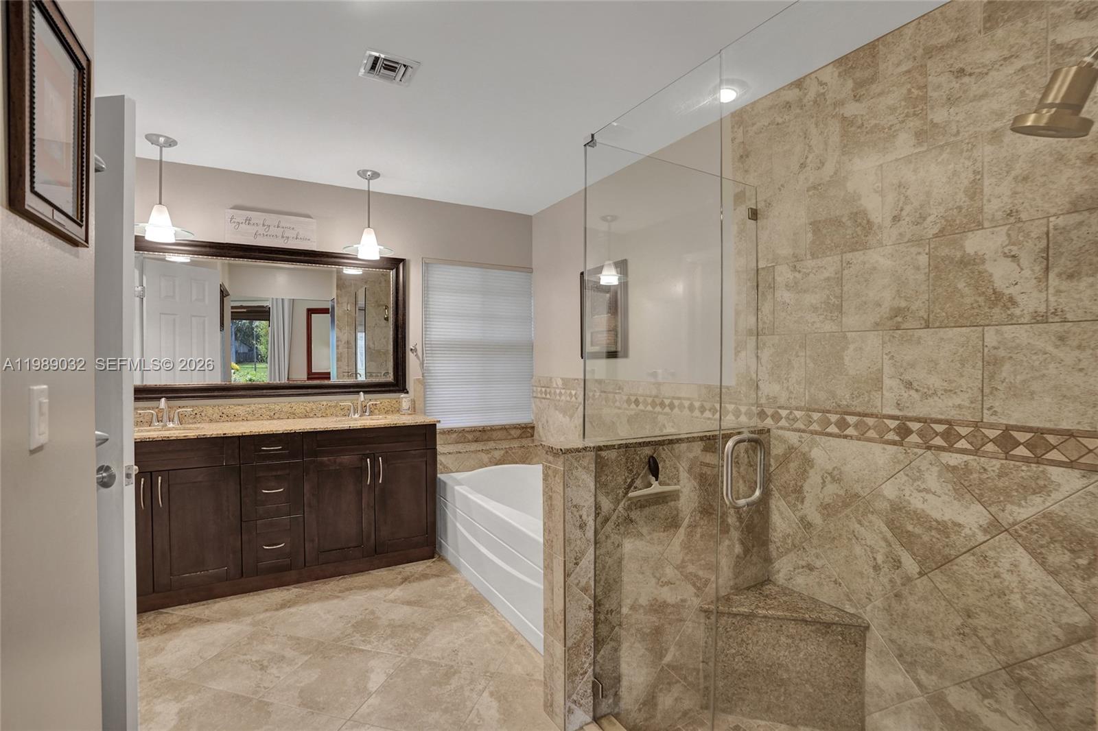 COUNTRY ADDRESS ENCORE - Residential