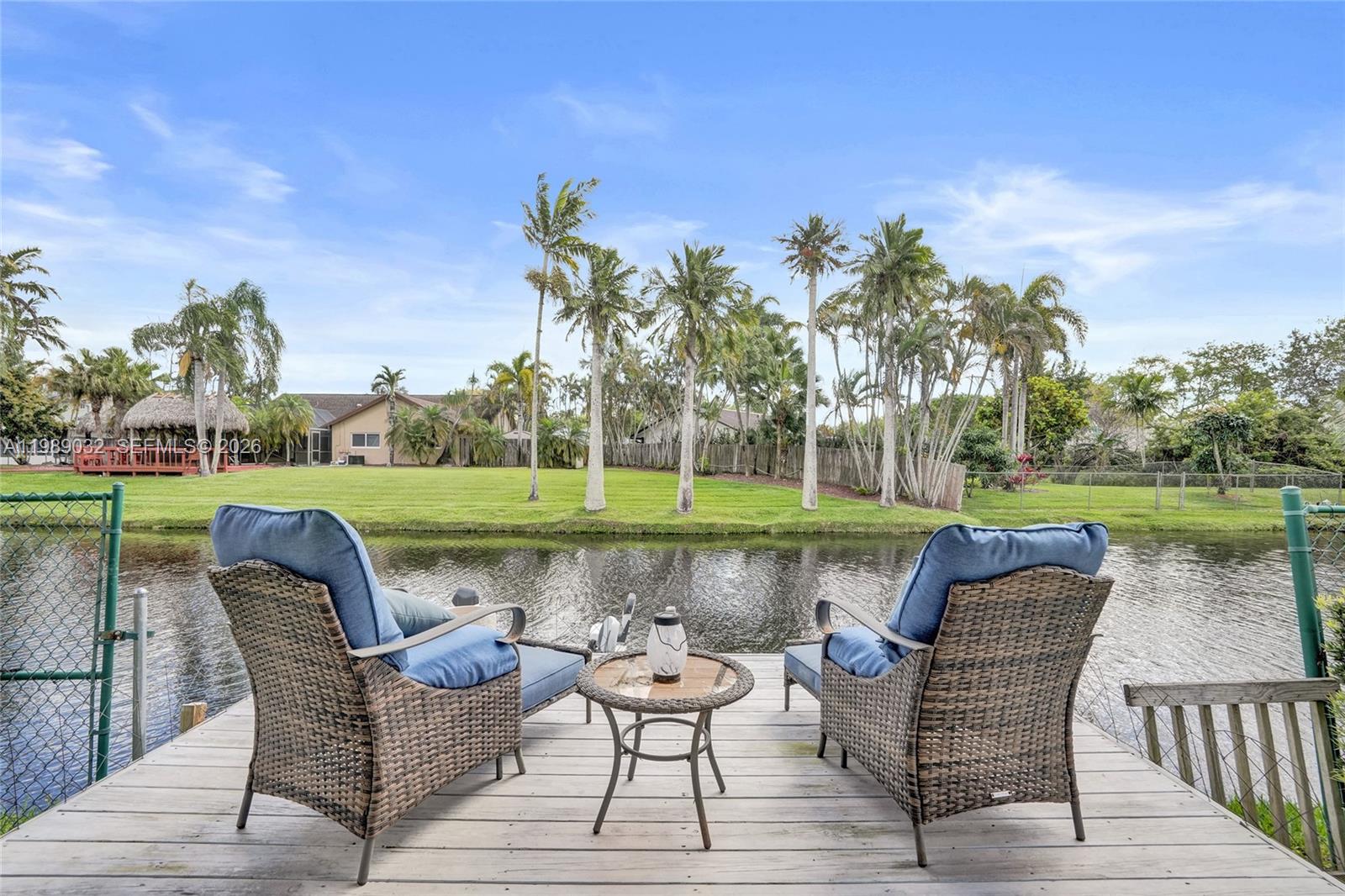 COUNTRY ADDRESS ENCORE - Residential