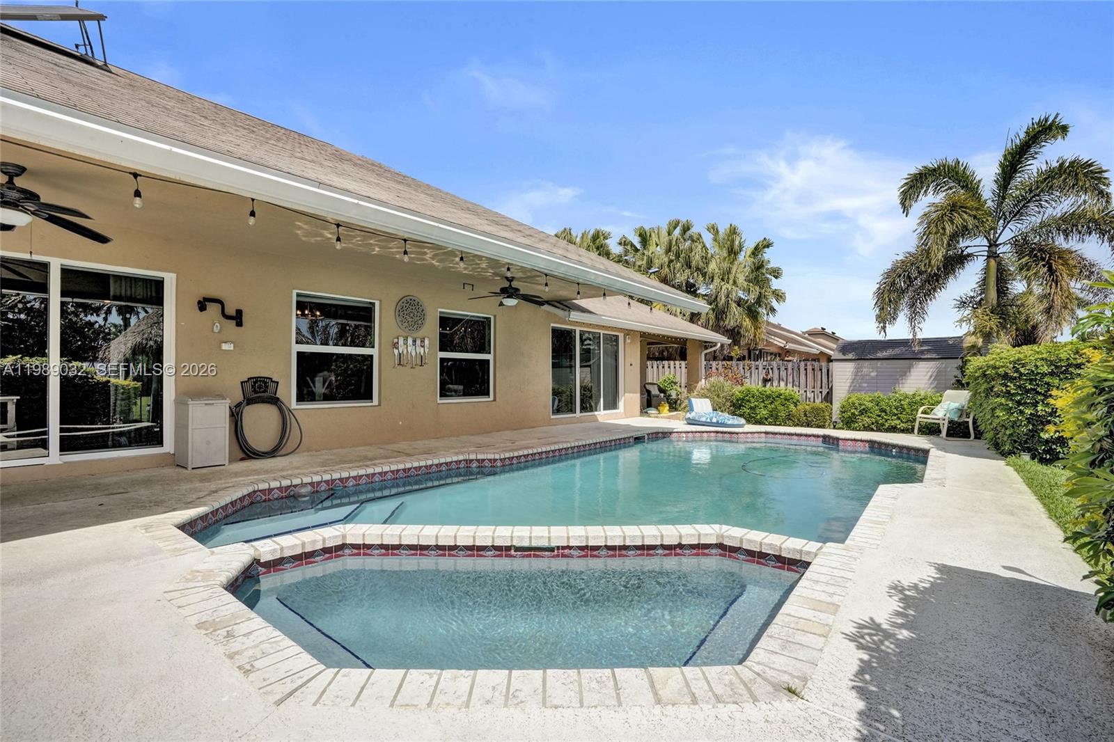 COUNTRY ADDRESS ENCORE - Residential