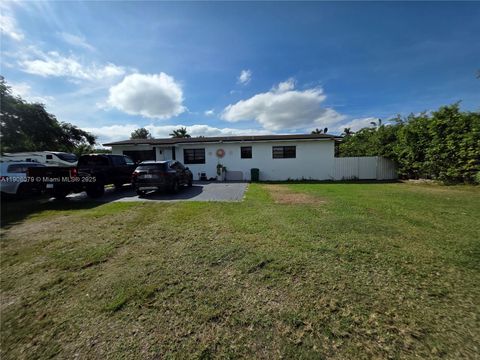 18200 SW 262nd St Homestead FL 33031