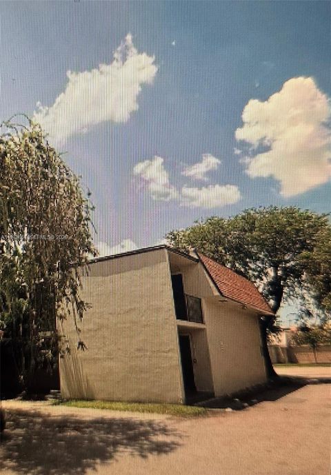 3901 SW 112th Ave 38 Miami FL 33165