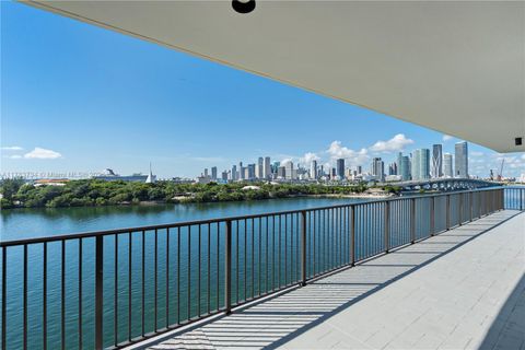 1000 Venetian Way 704 Miami FL 33139