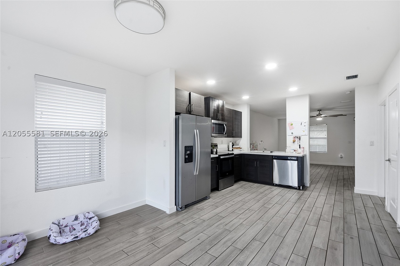 427 NE 6th Ct