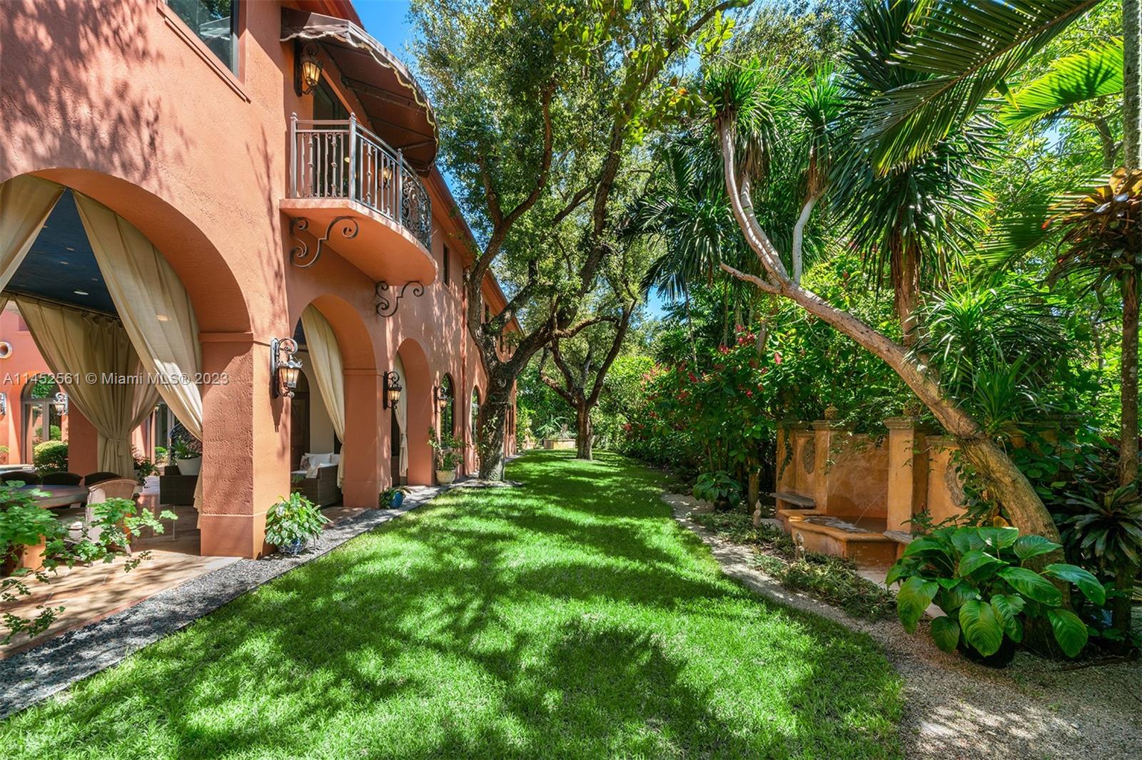 HALLMARK HEIGHTS ESTATES - Residential