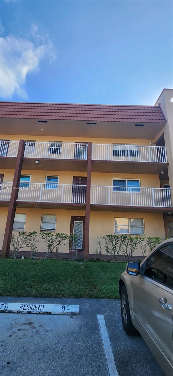 9010 Sunrise Lakes Blvd 304, Sunrise, Miami-Dade County, Florida - 2 Bedrooms  
2 Bathrooms - 