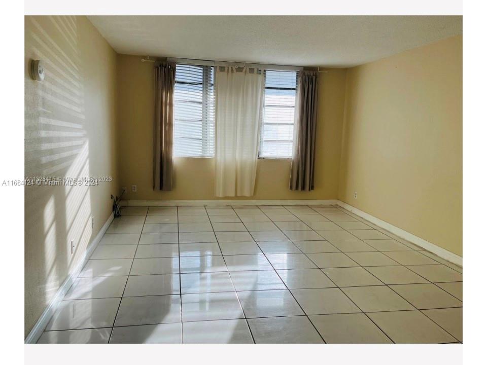 CHELSEA BAYVIEW CONDO - Residential